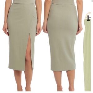 Avec les Filles ribbed midi skirt- tea tree green. M